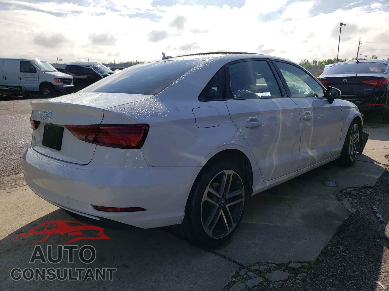 AUDI A3 2017 - WAUAUGFF1H1037624