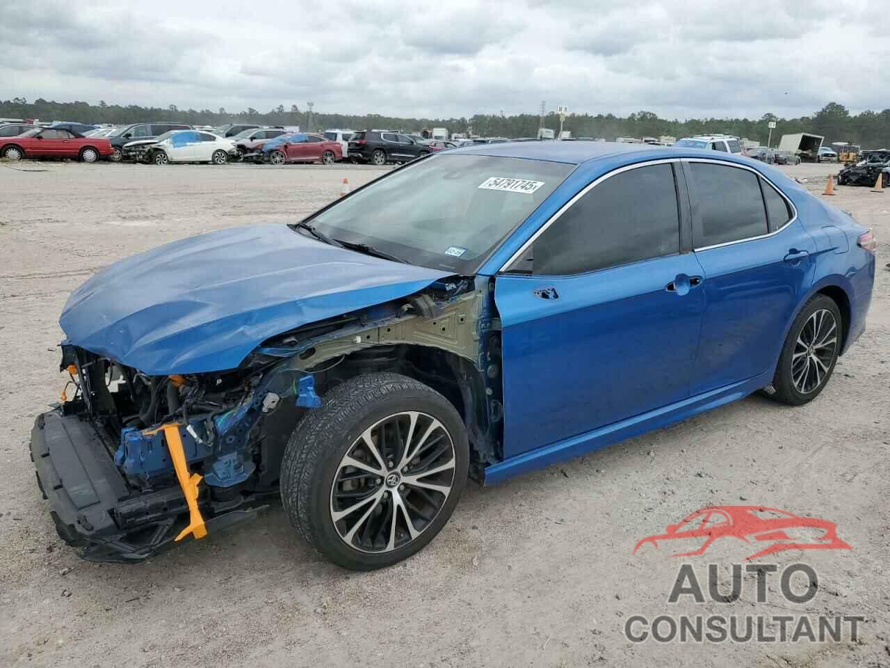 TOYOTA CAMRY 2018 - 4T1B11HK0JU059010