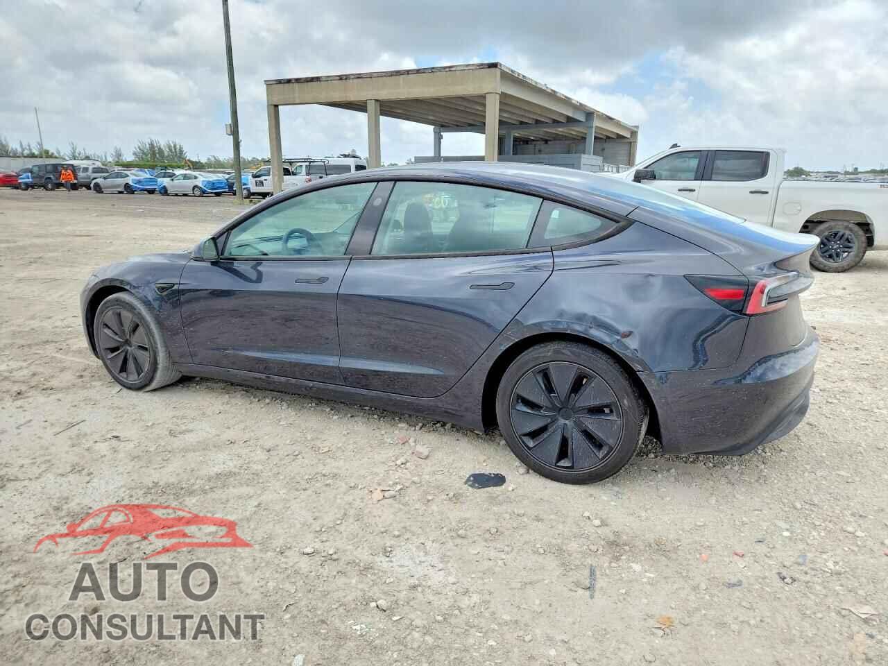 TESLA MODEL 3 2025 - 5YJ3E1EB8SF941490