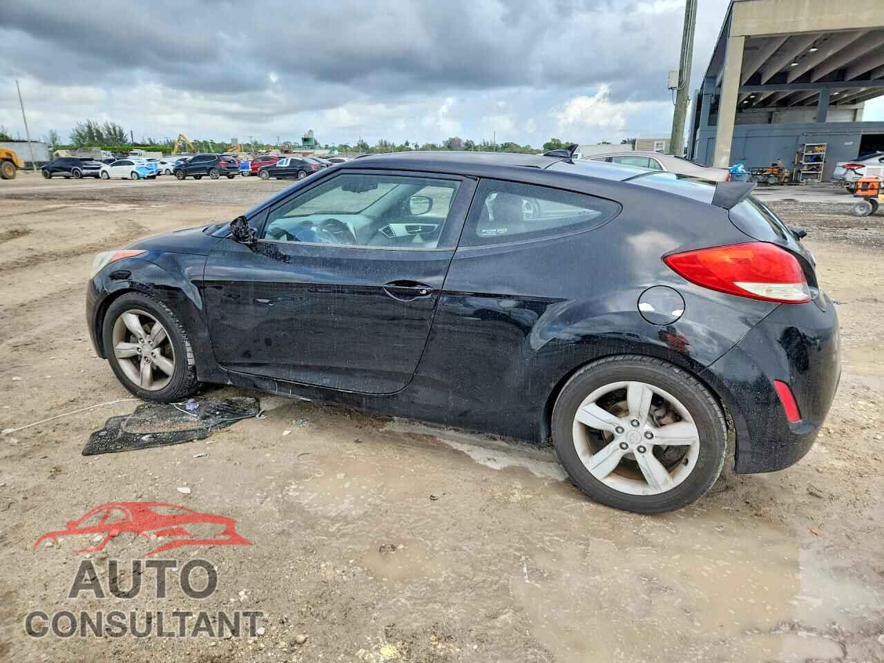 HYUNDAI VELOSTER 2013 - KMHTC6AD1DU088043