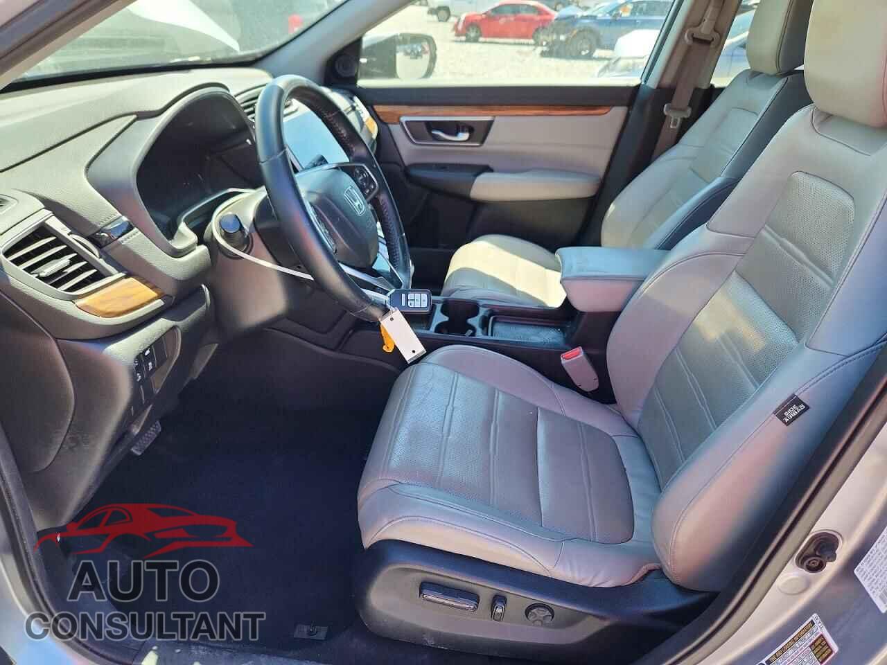 HONDA CRV 2018 - 7FARW1H95JE044369