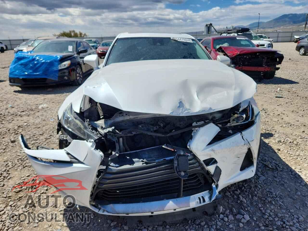 LEXUS IS 2018 - JTHBA1D20J5067076
