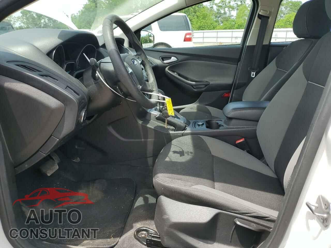 FORD FOCUS 2014 - 1FADP3F23EL280273