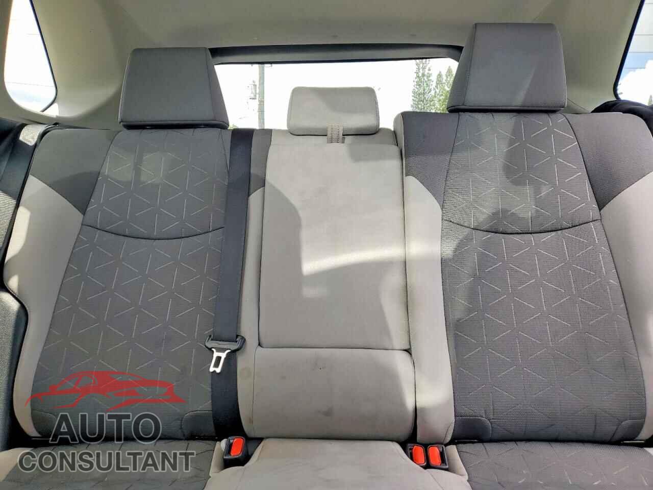 TOYOTA RAV4 2021 - 2T3W1RFVXMC141482