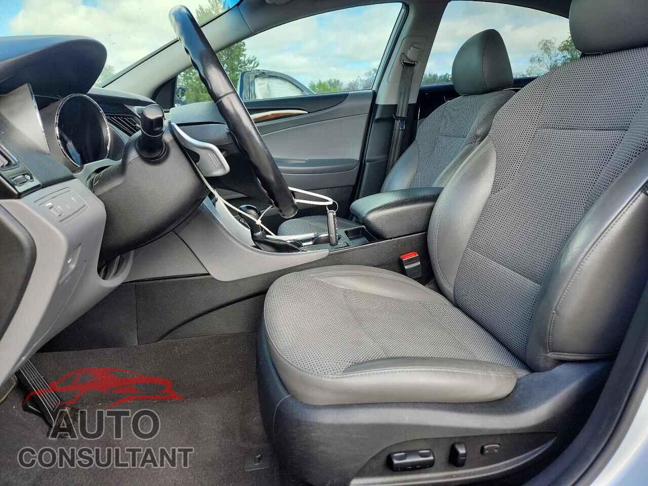 HYUNDAI SONATA 2014 - 5NPEC4AC0EH821865