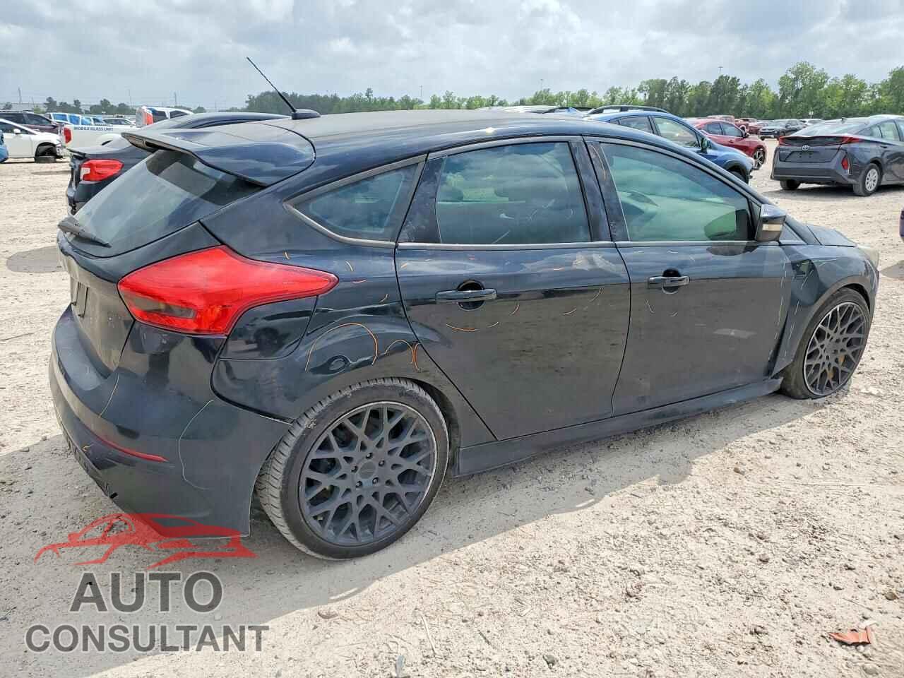 FORD FOCUS 2016 - 1FADP3L98GL274909