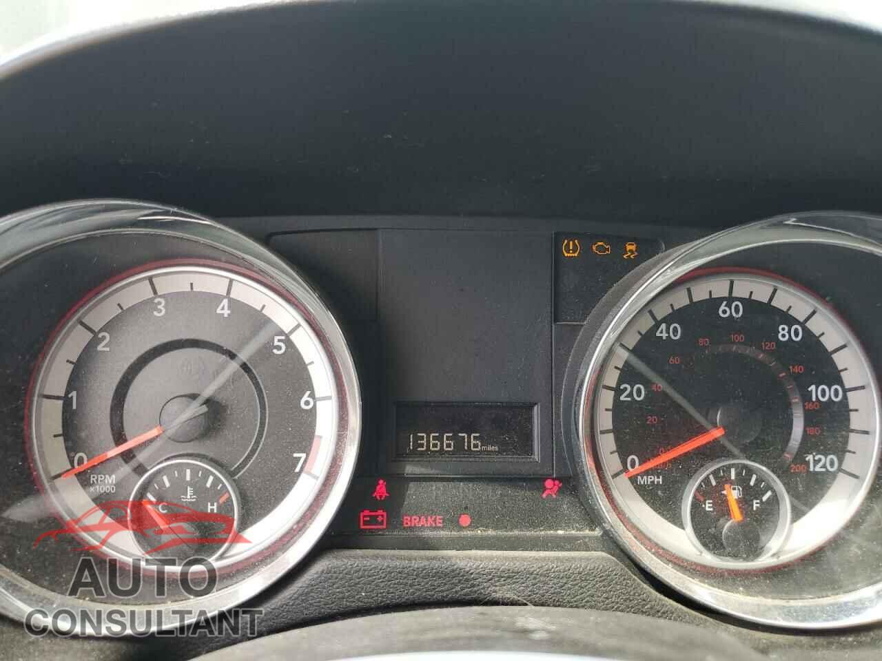 DODGE CARAVAN 2013 - 2C4RDGBG2DR649776