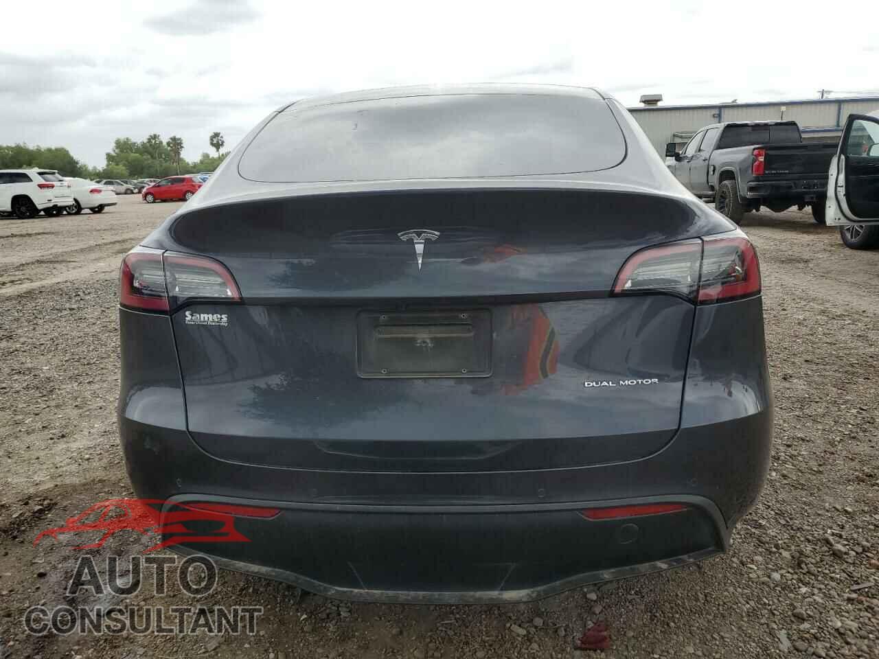 TESLA MODEL Y 2021 - 5YJYGDEE2MF253676