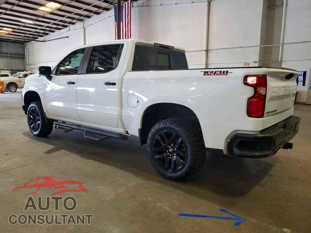 CHEVROLET SILVERADO 2021 - 1GCPYFED3MZ130636