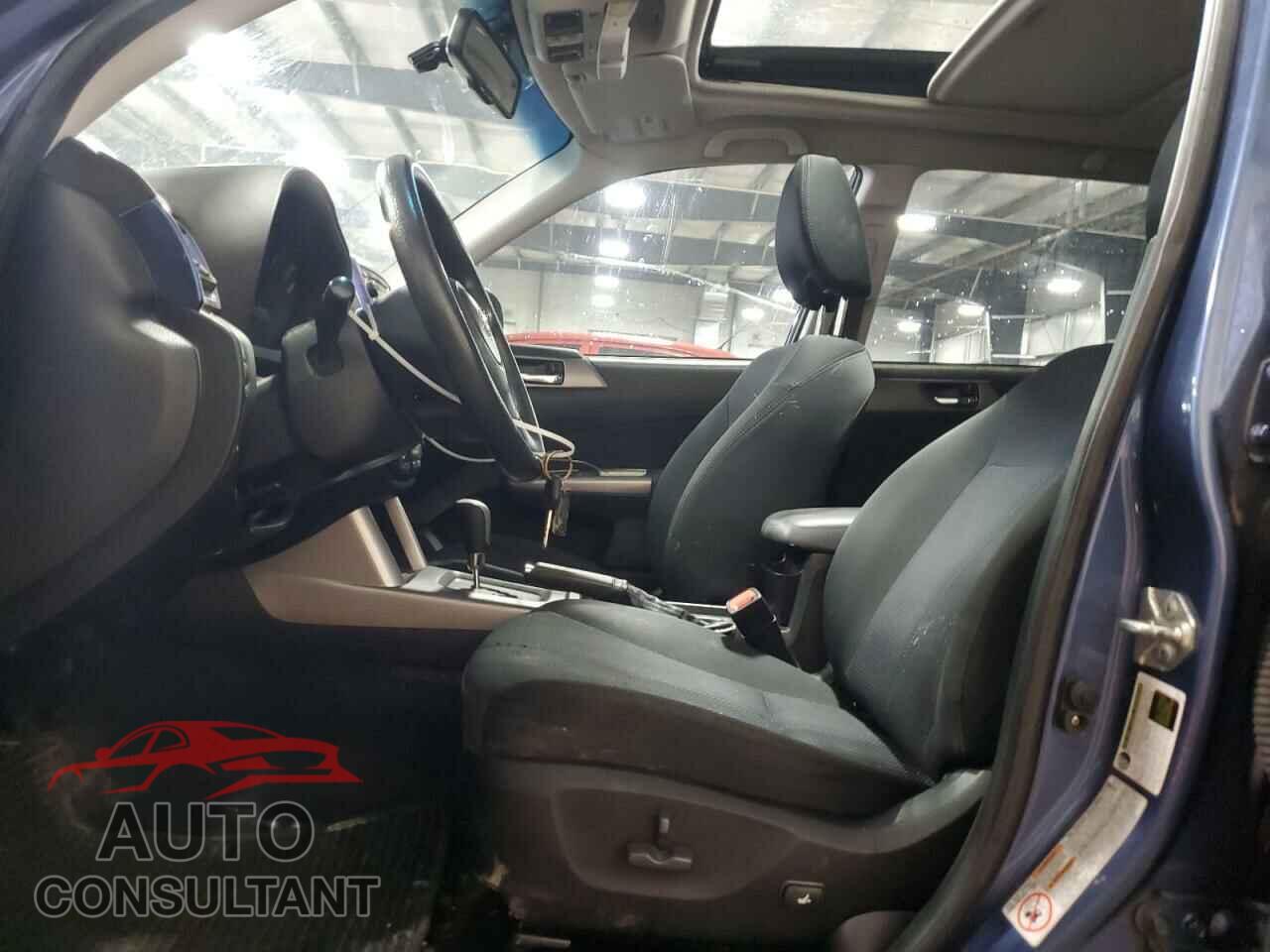 SUBARU FORESTER 2011 - JF2SHBDC0BH710622