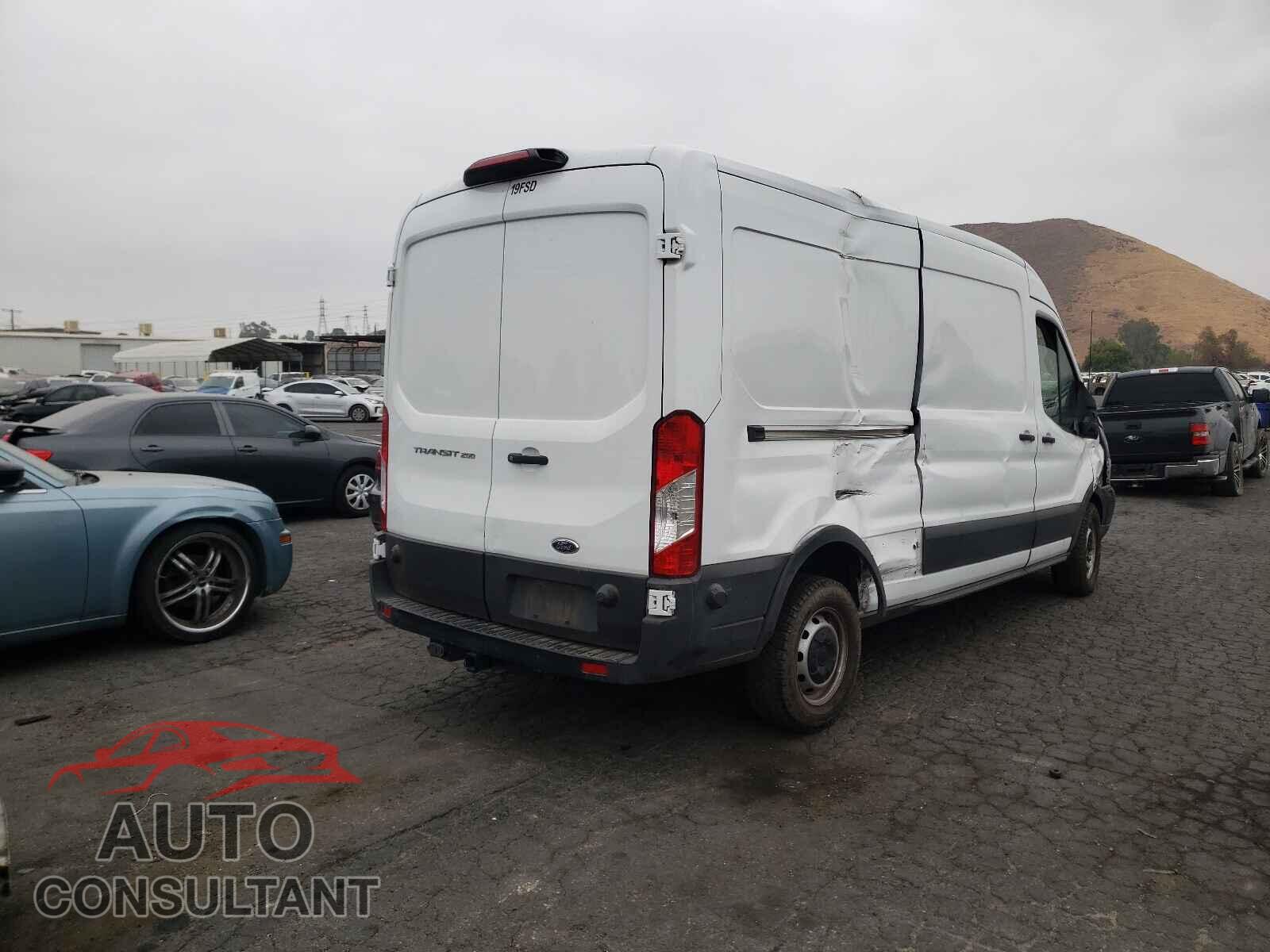 FORD TRANSIT CO 2019 - 1FTYR2CM7KKB83231
