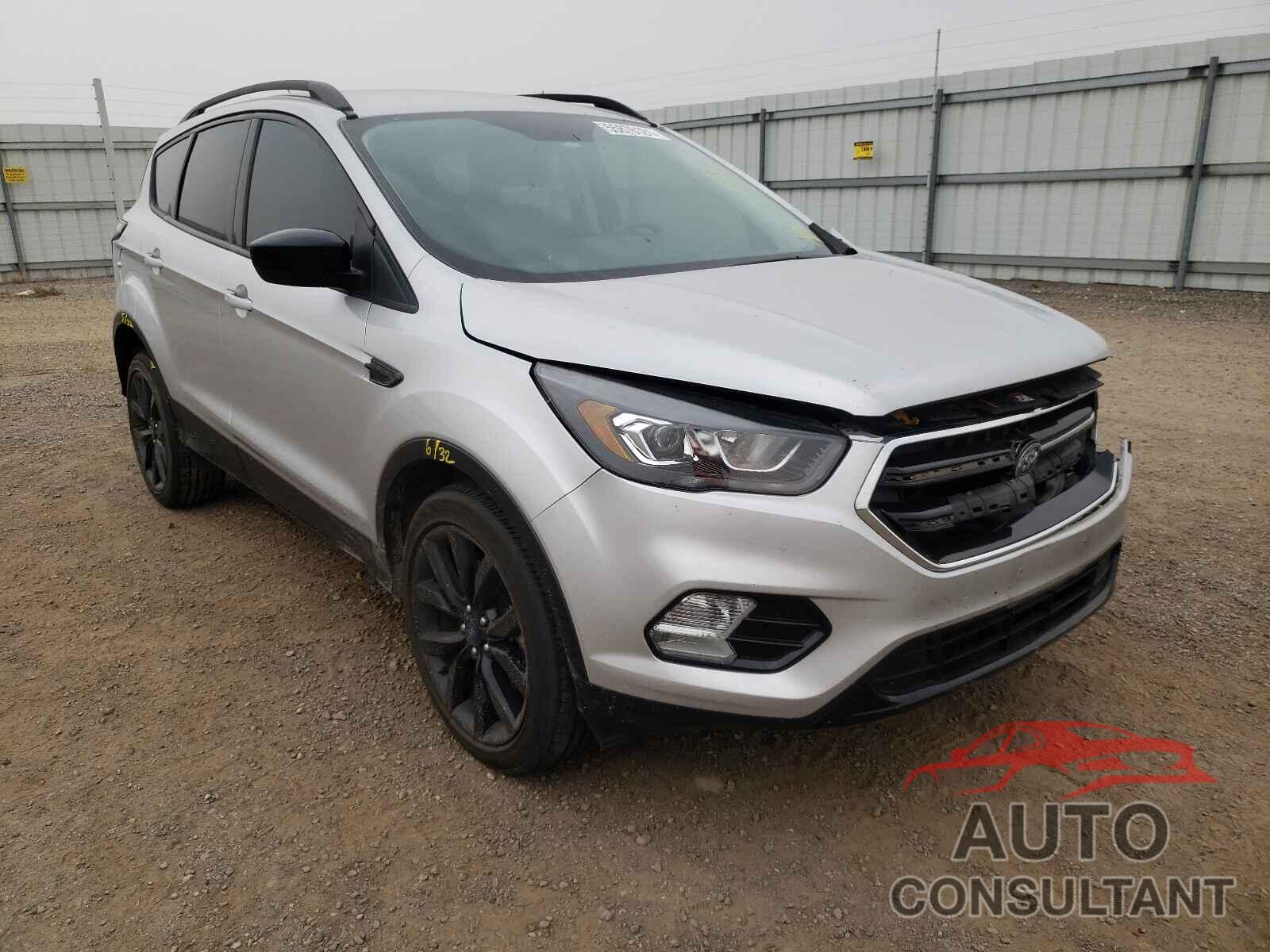 FORD ESCAPE 2017 - 1FMCU9GD5HUD12815