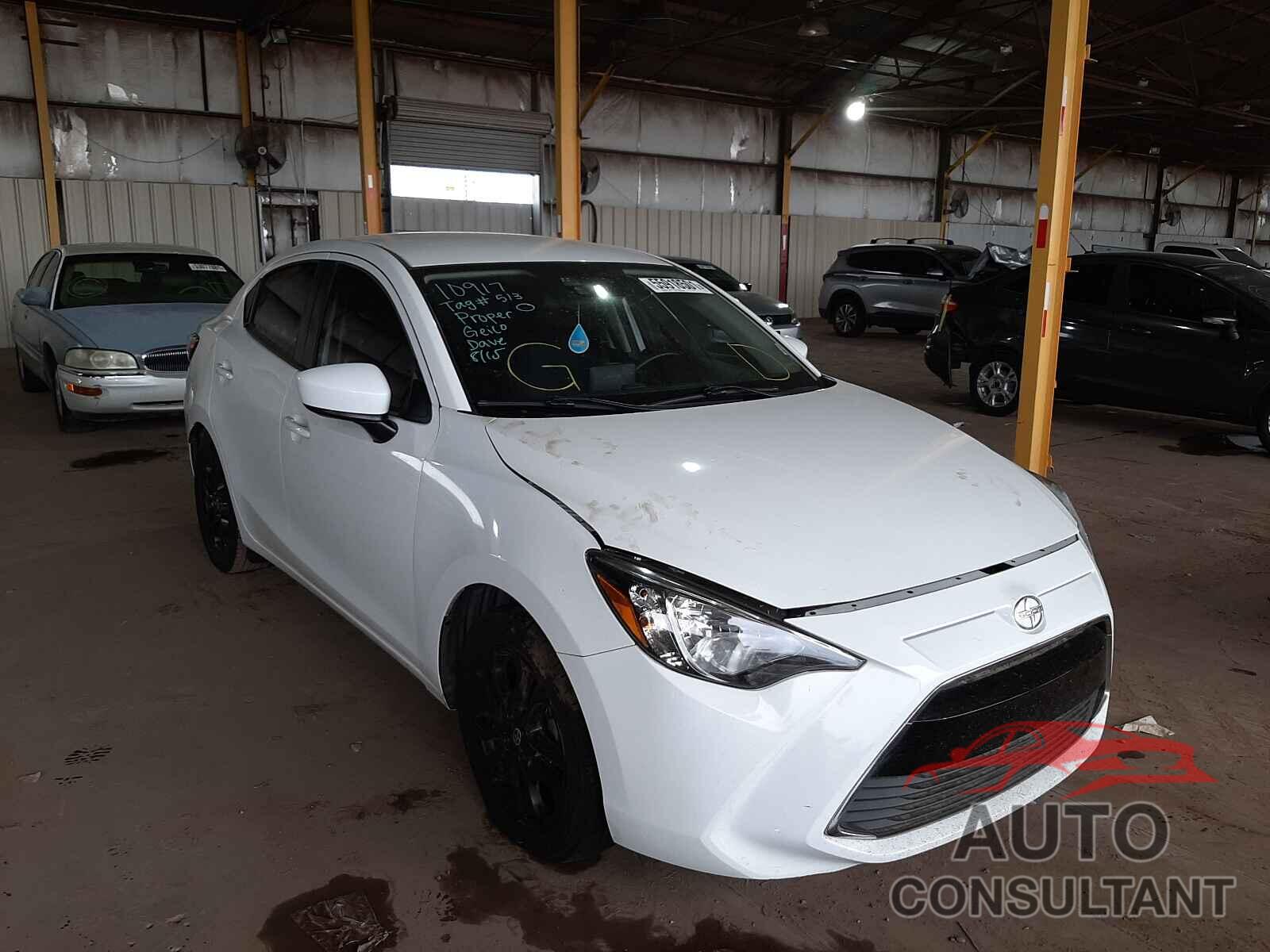 TOYOTA SCION 2016 - 3MYDLBZV2GY127949