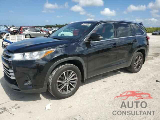 TOYOTA HIGHLANDER 2018 - 5TDJZRFH1JS557493