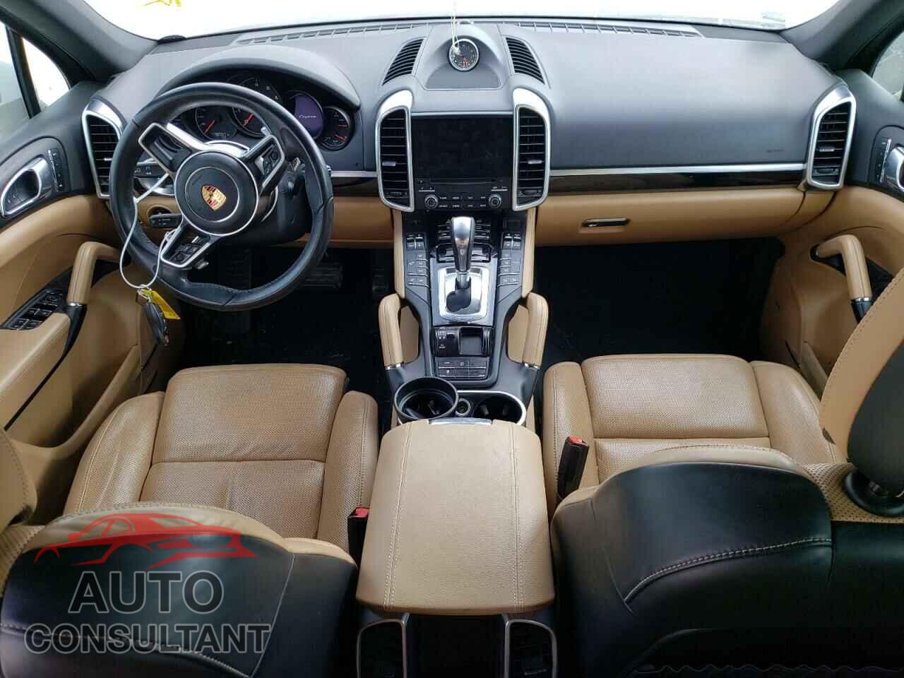 PORSCHE CAYENNE 2018 - WP1AA2A2XJKA07104