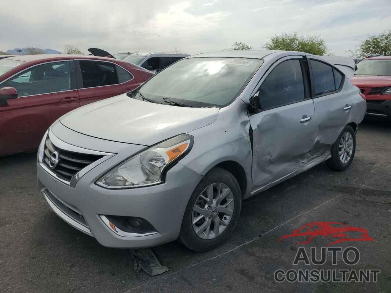 NISSAN VERSA 2018 - 3N1CN7AP5JL880378