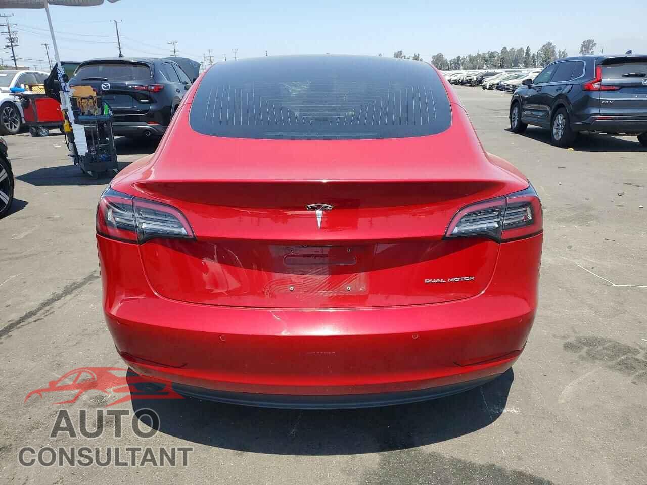 TESLA MODEL 3 2018 - 5YJ3E1EB9JF104679