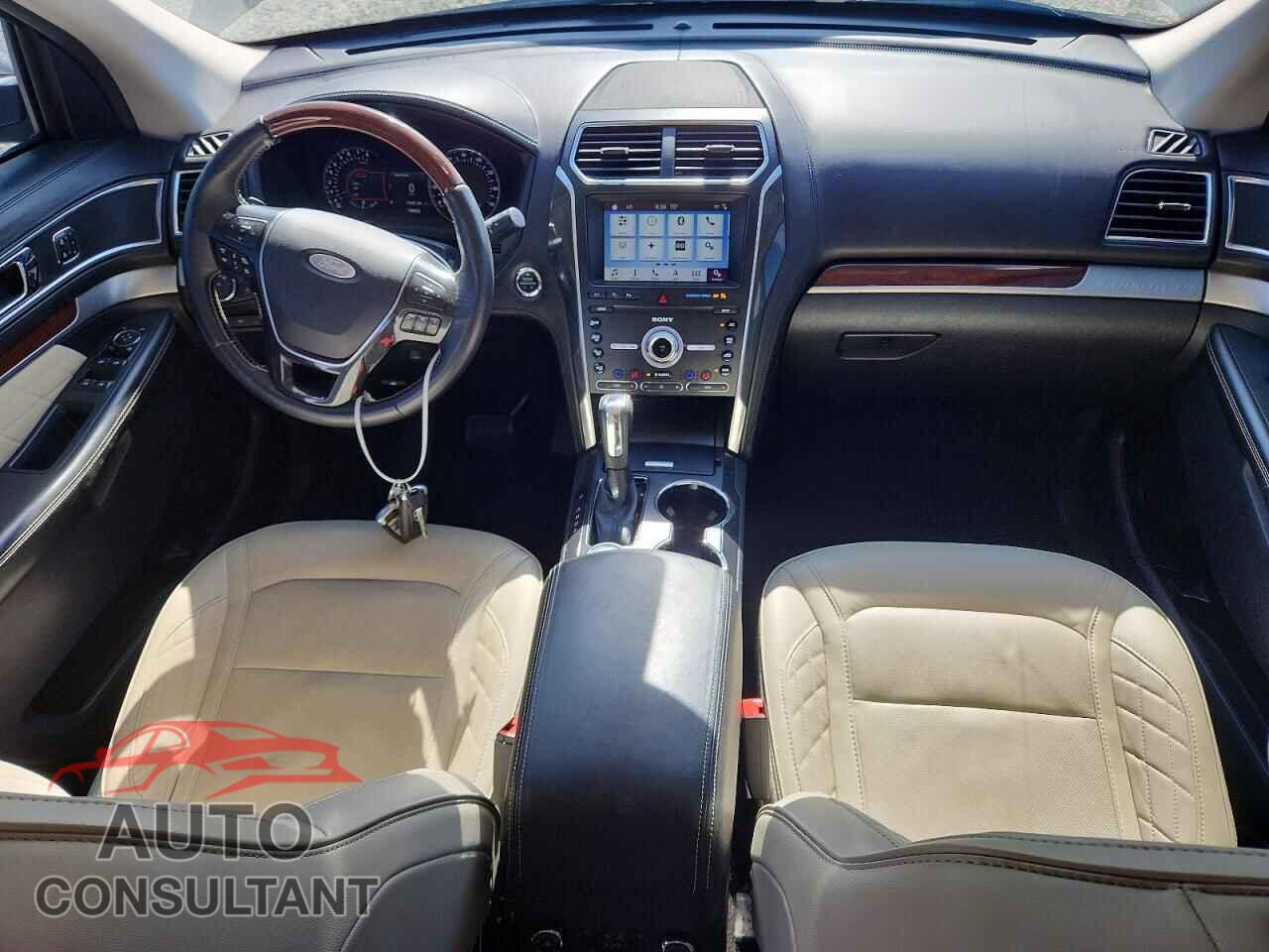 FORD EXPLORER 2019 - 1FM5K8HT3KGA51656