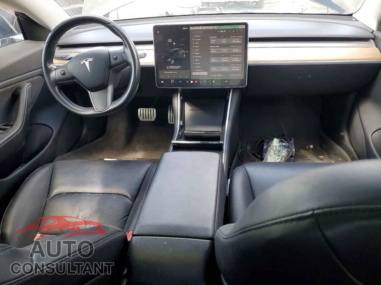 TESLA MODEL 3 2018 - 5YJ3E1EB6JF188119