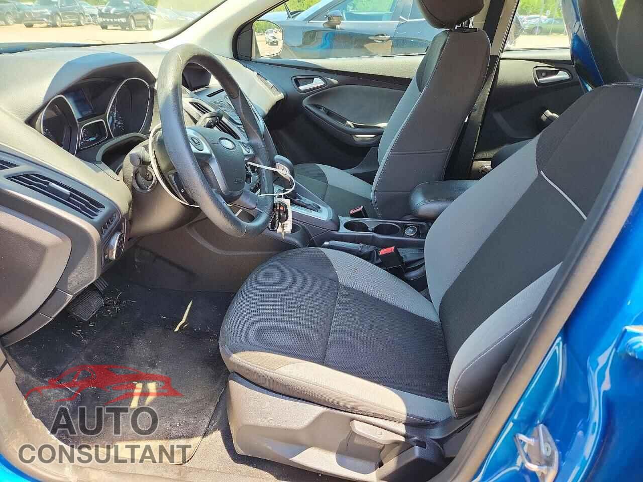 FORD FOCUS 2014 - 1FADP3F29EL428152