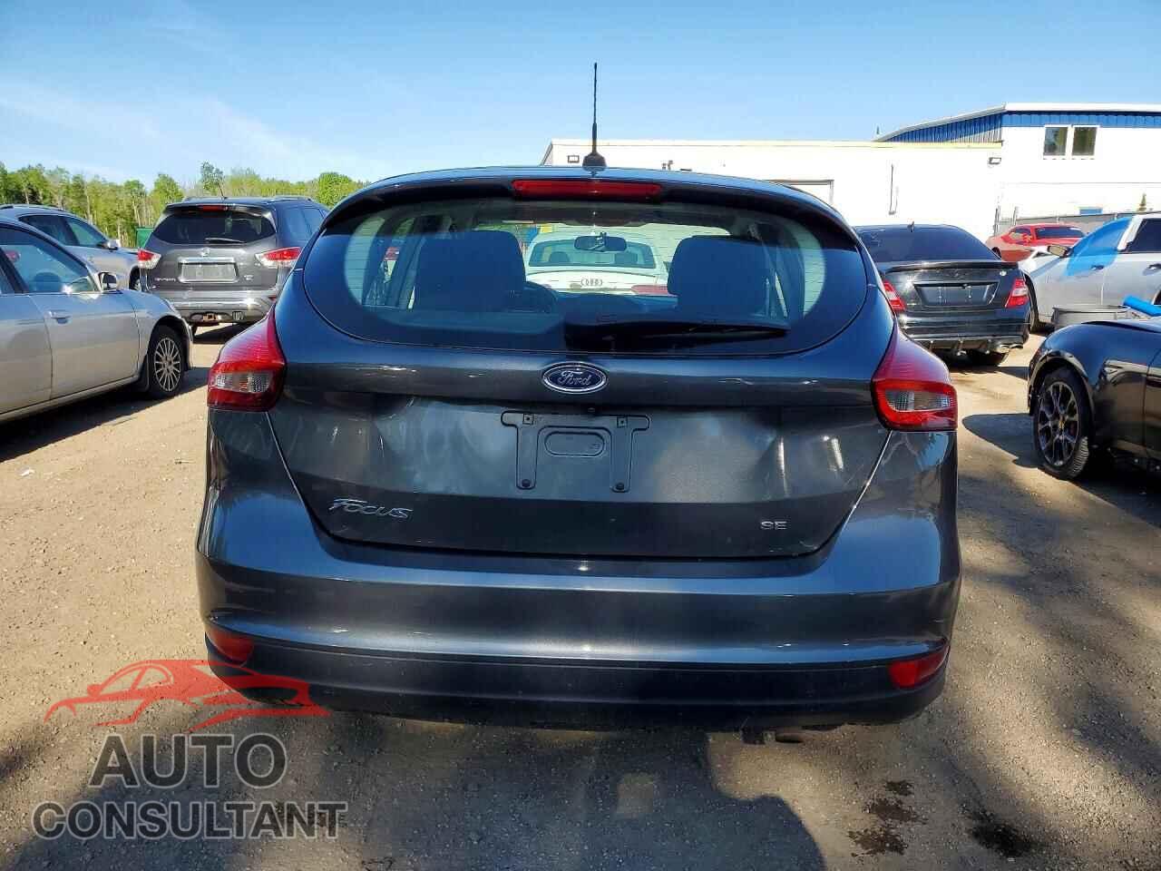 FORD FOCUS 2017 - 1FADP3K21HL280492