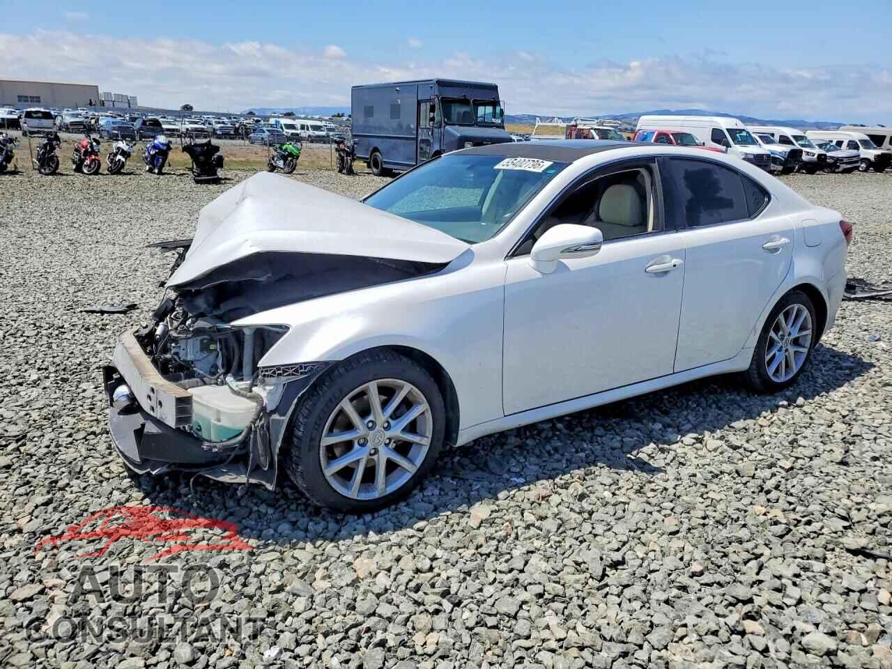LEXUS IS 2013 - JTHBF5C22D5188237