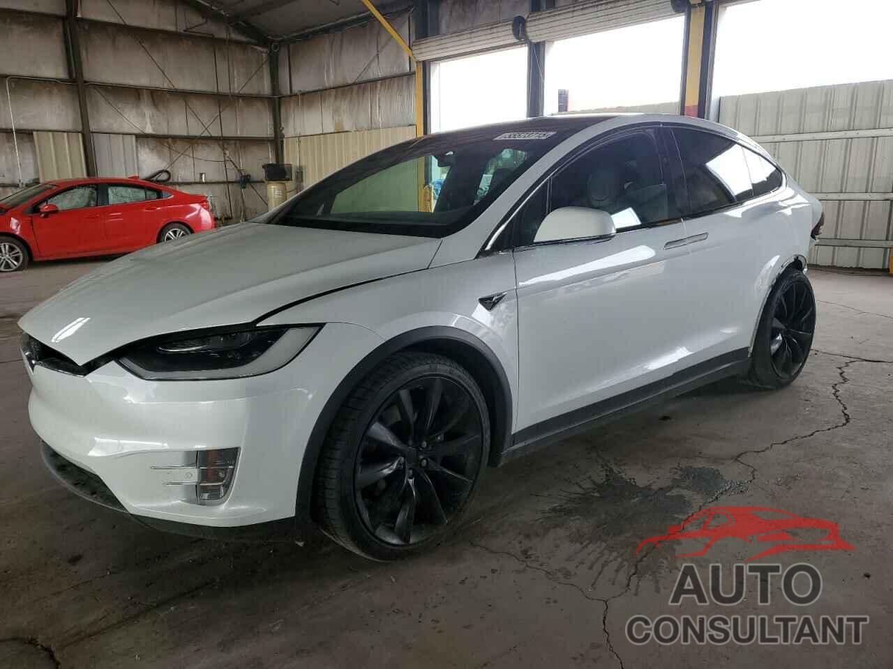 TESLA MODEL X 2018 - 5YJXCBE23JF133589