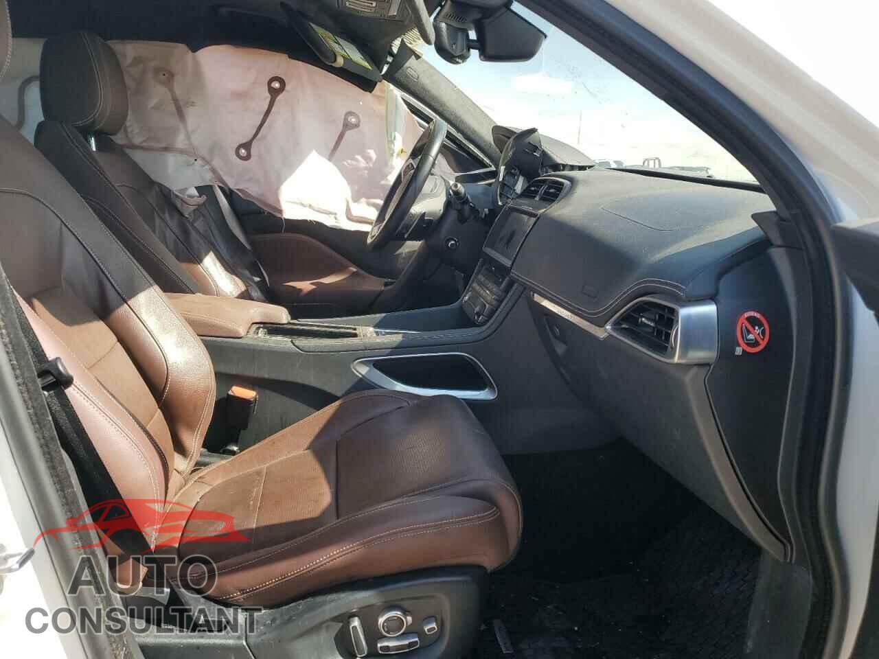 JAGUAR F-PACE 2019 - SADCM2FV2KA358900