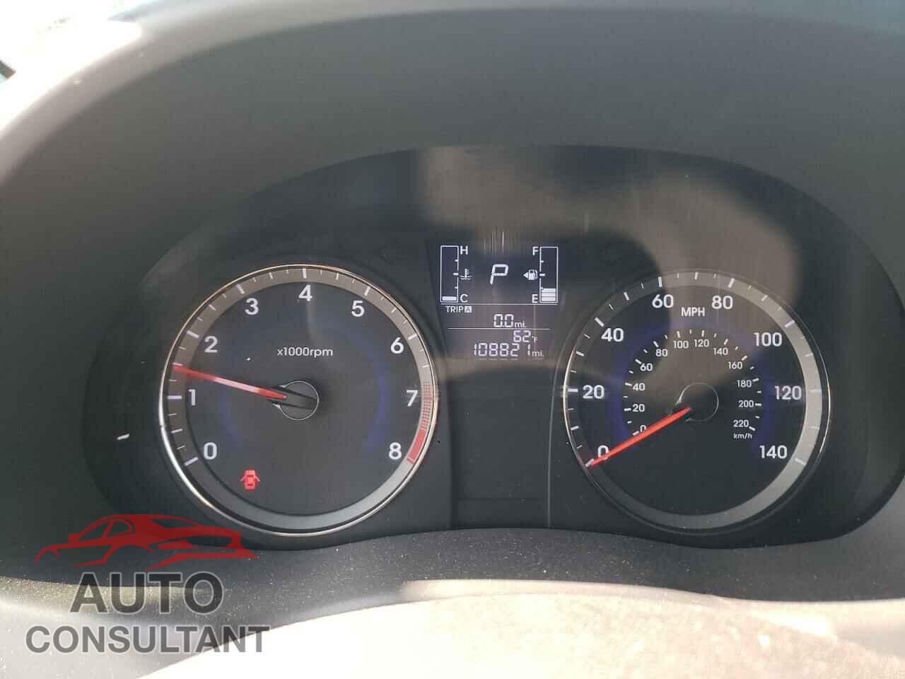HYUNDAI ACCENT 2017 - KMHCT4AE1HU379645