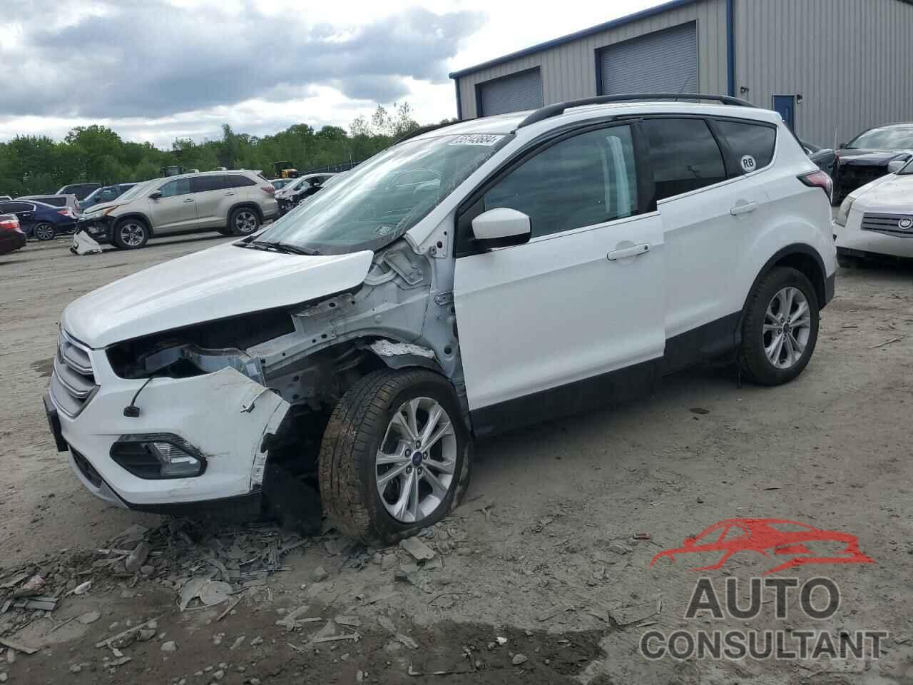 FORD ESCAPE 2017 - 1FMCU9GD4HUC91911