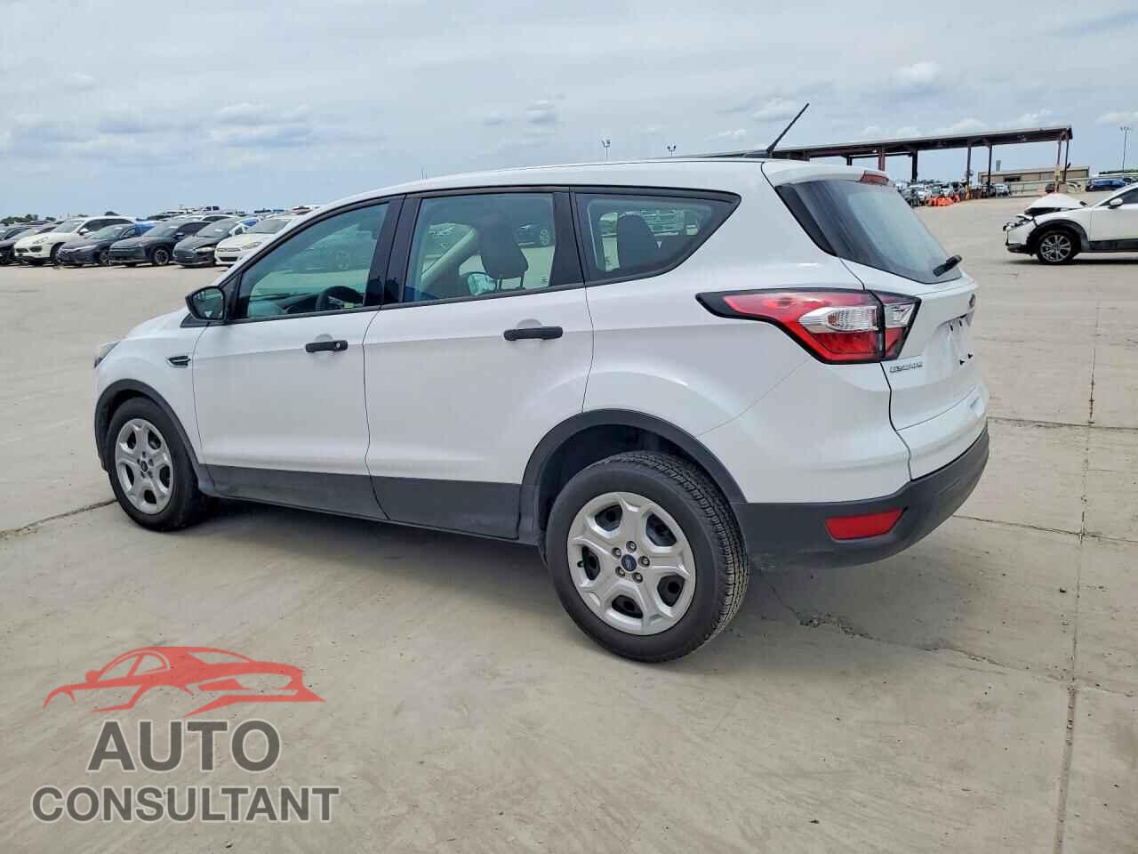 FORD ESCAPE 2018 - 1FMCU0F72JUC75686