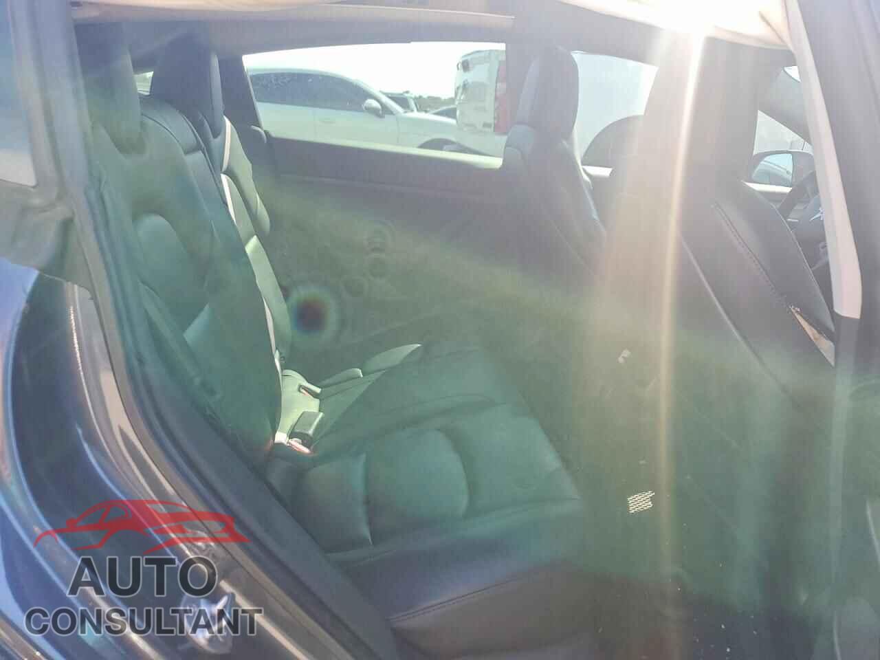 TESLA MODEL 3 2021 - 5YJ3E1EB0MF978830