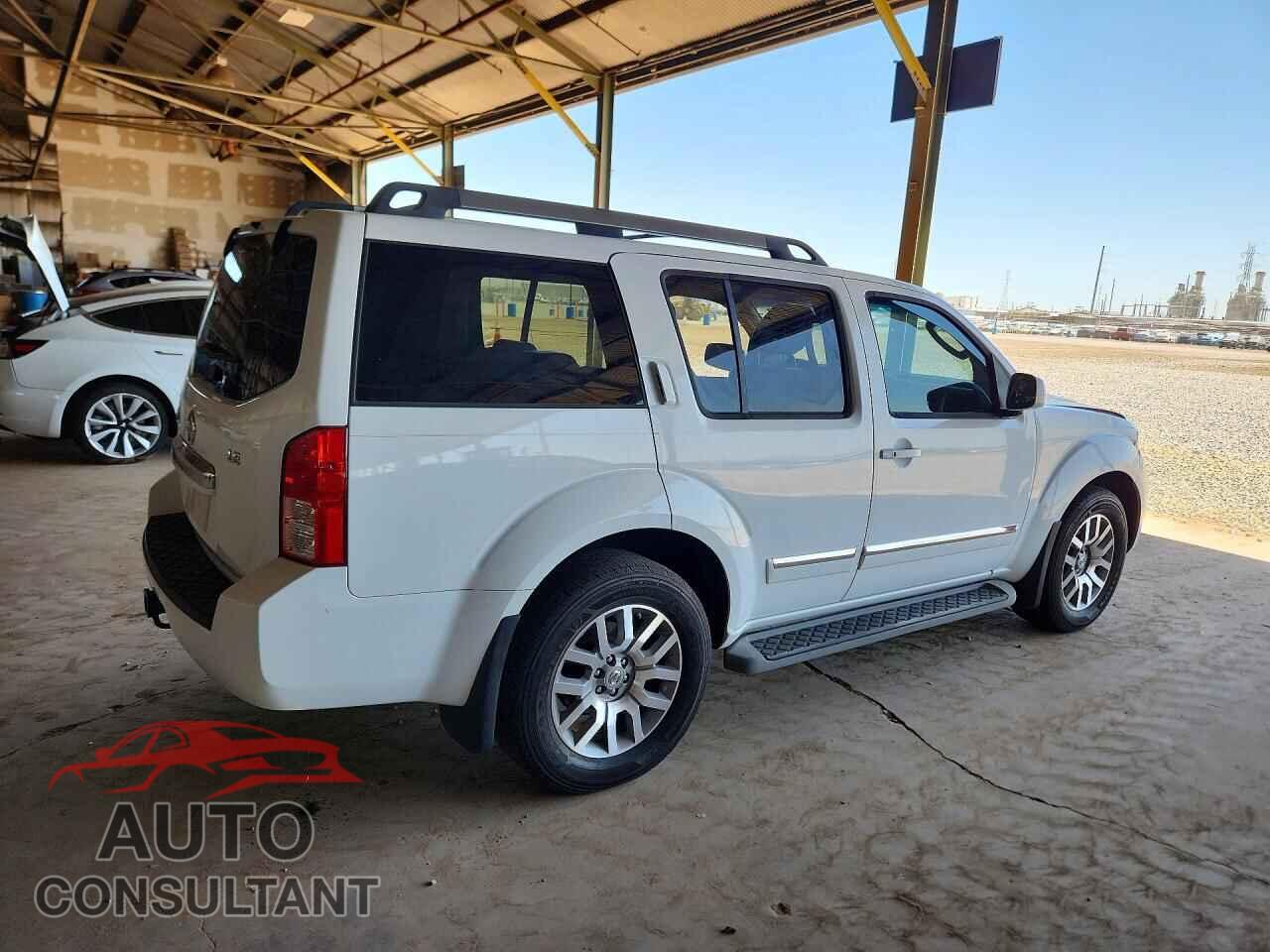 NISSAN PATHFINDER 2010 - 5N1AR1NN5AC621802