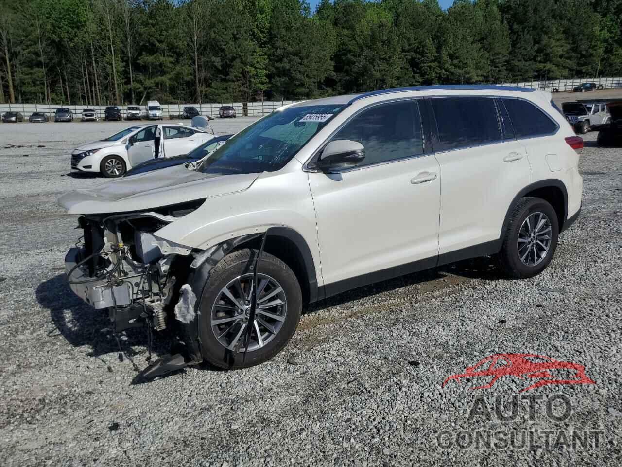 TOYOTA HIGHLANDER 2019 - 5TDKZRFH3KS569876