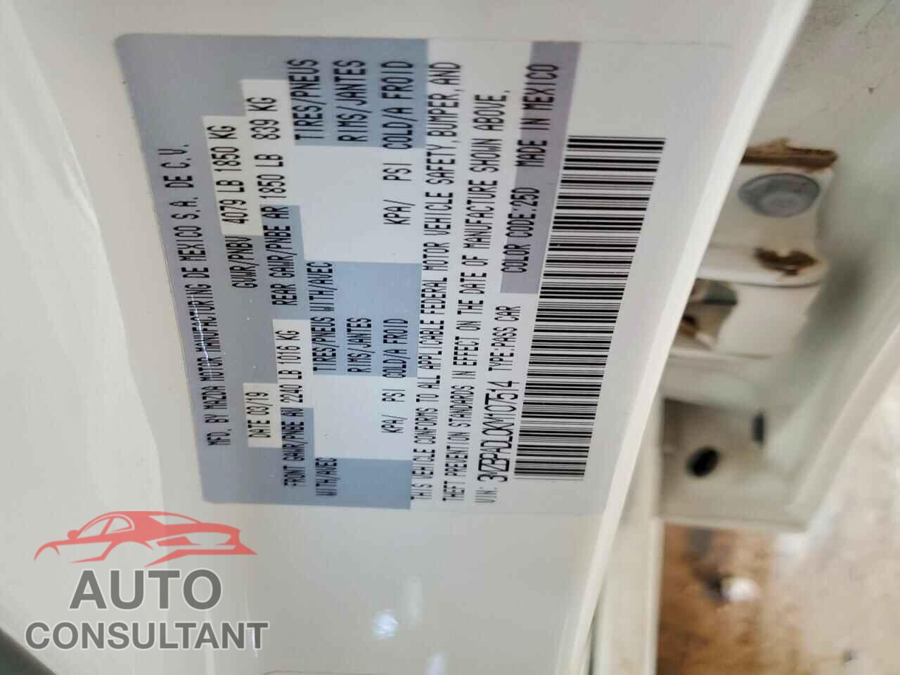 MAZDA 3 2019 - 3MZBPADL0KM107514