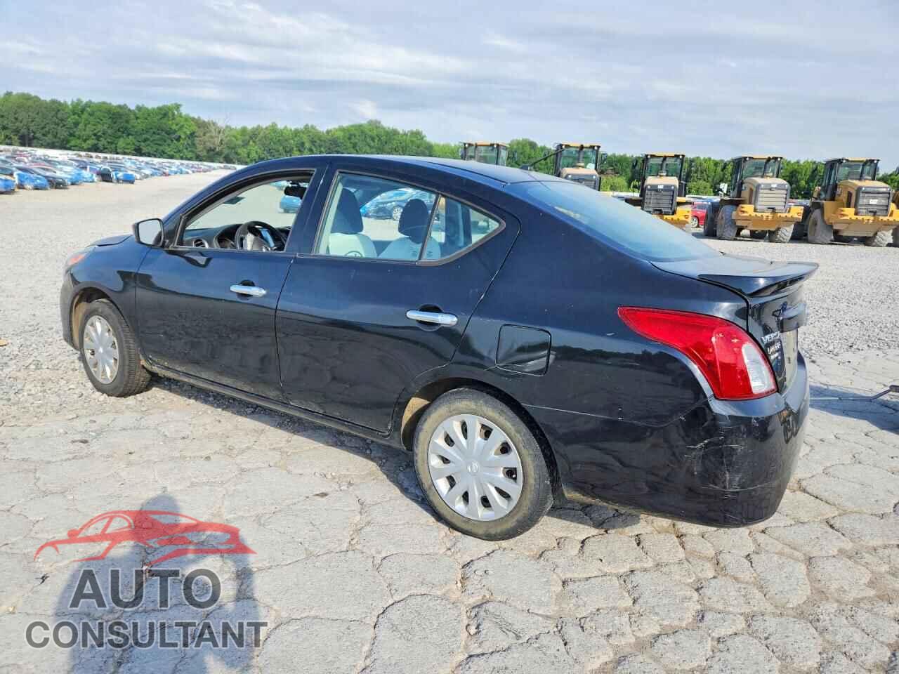 NISSAN VERSA 2017 - 3N1CN7AP3HL889171