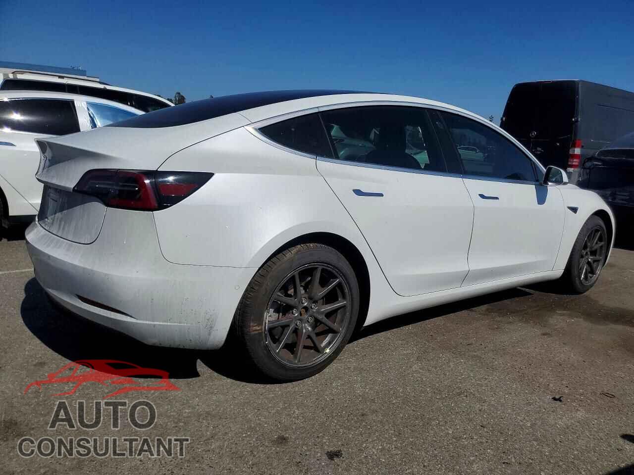 TESLA MODEL 3 2018 - 5YJ3E1EA3JF017416