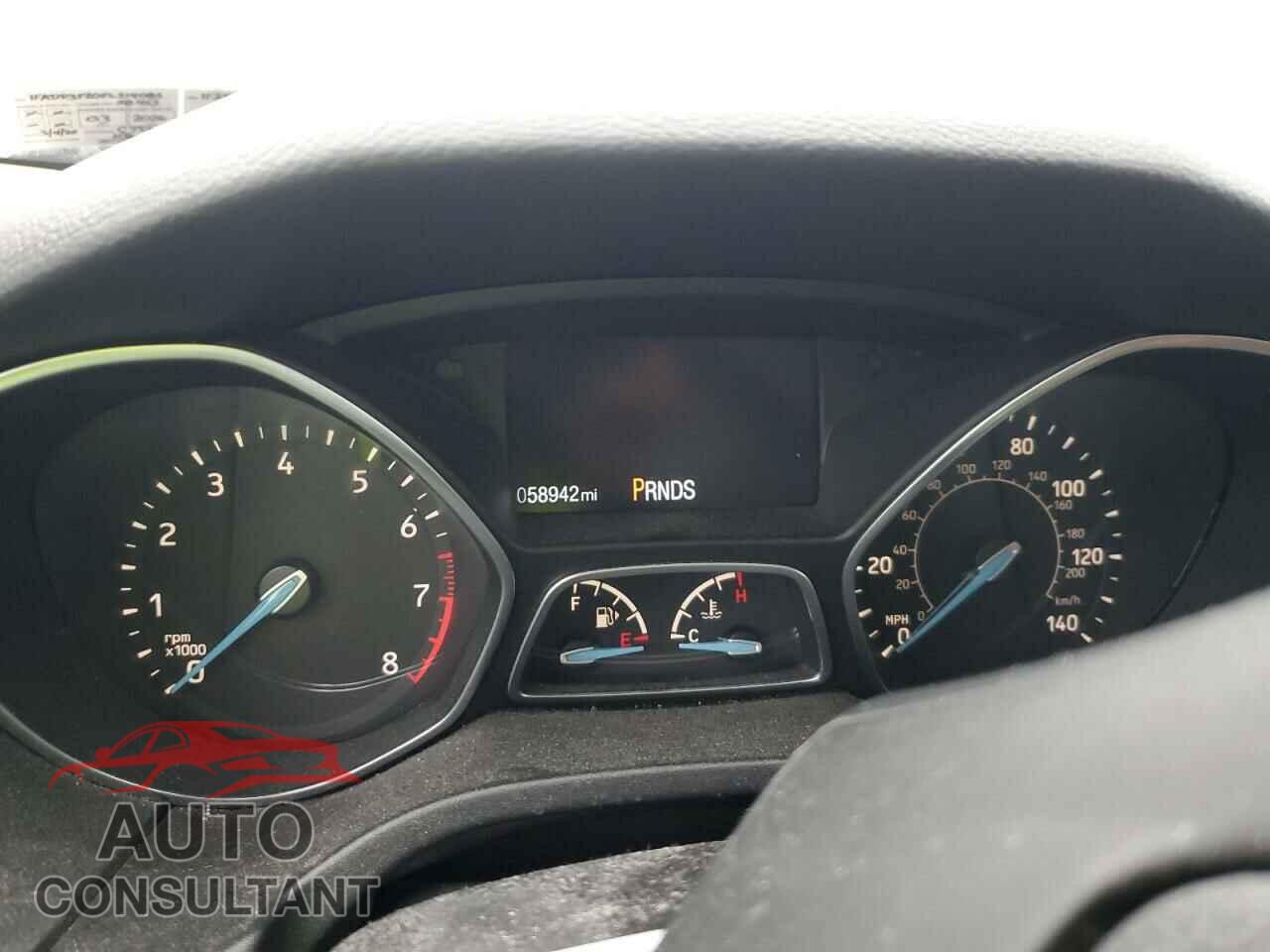 FORD FOCUS 2015 - 1FADP3F20FL214085