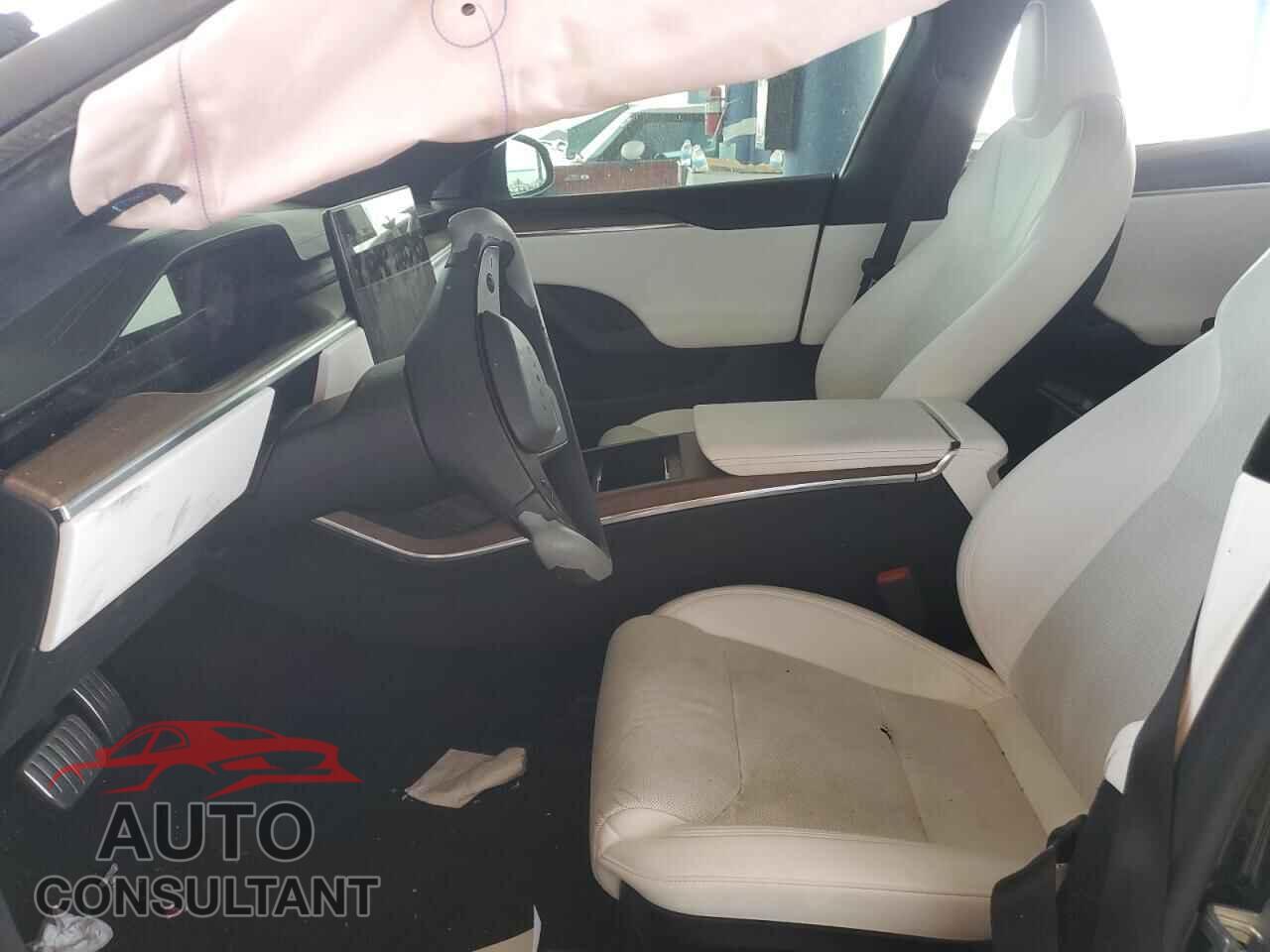 TESLA MODEL S 2022 - 5YJSA1E54NF484148