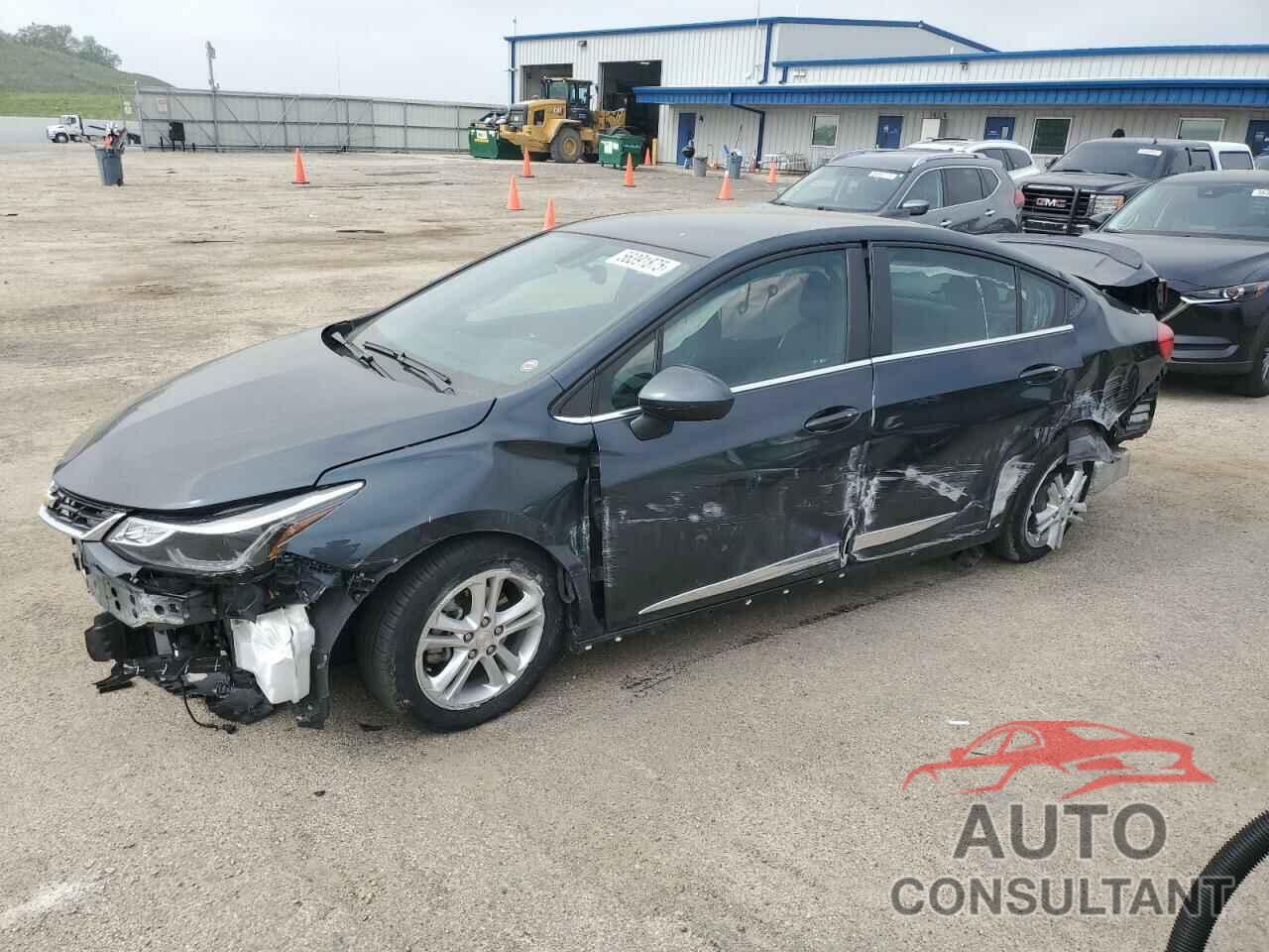 CHEVROLET CRUZE 2018 - 1G1BE5SM6J7151367