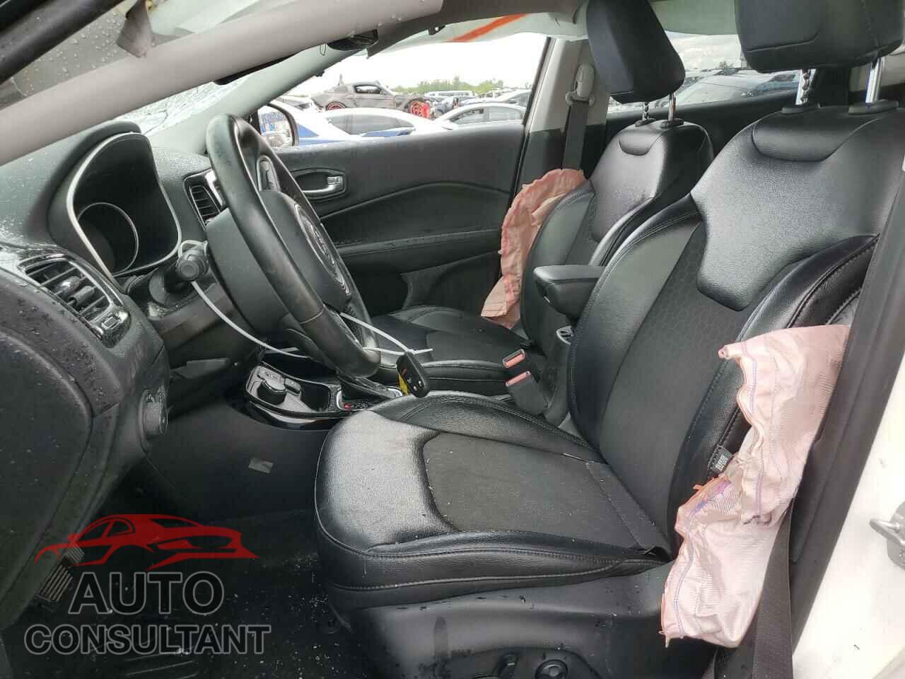 JEEP COMPASS 2018 - 3C4NJDBB8JT480964