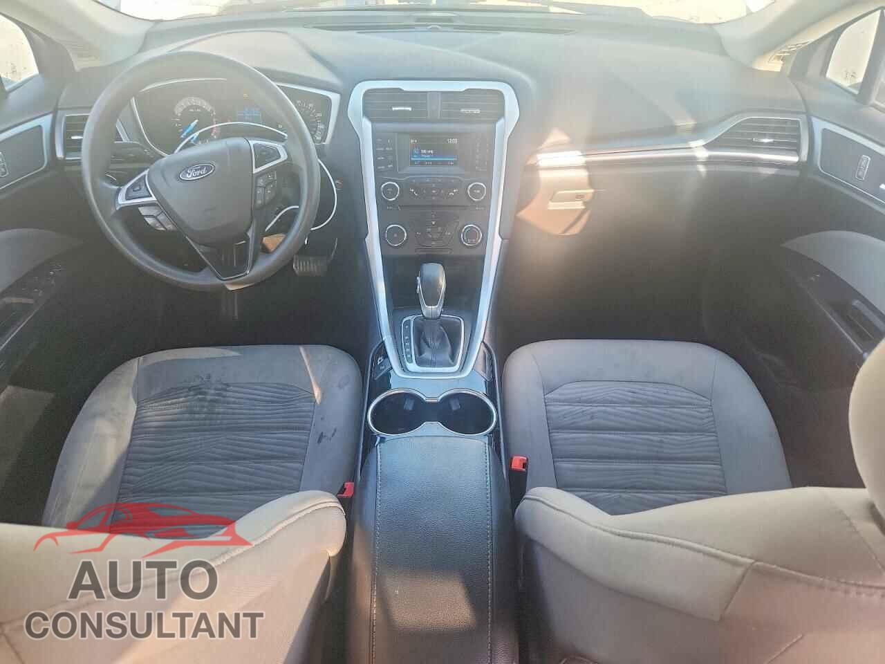FORD FUSION 2016 - 3FA6P0G72GR314502