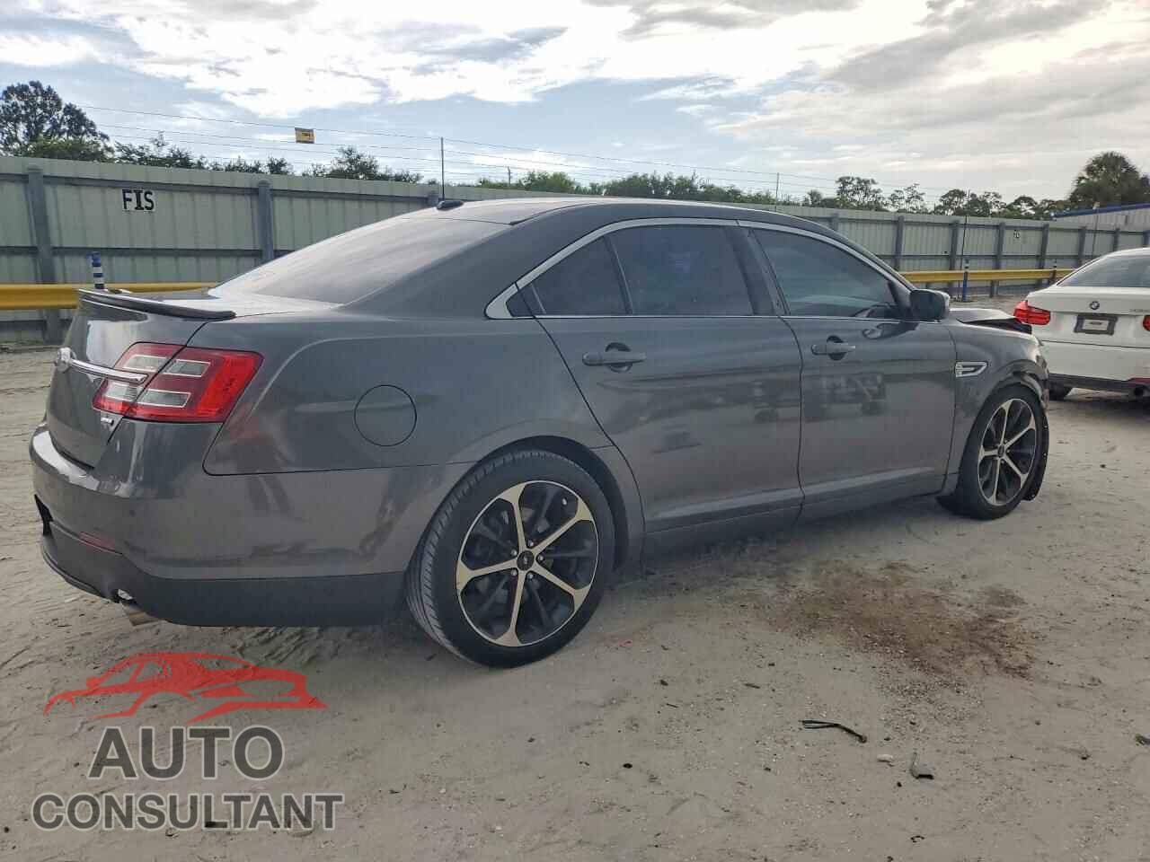 FORD TAURUS 2016 - 1FAHP2H84GG156599