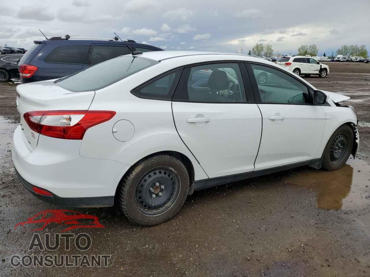 FORD FOCUS 2012 - 1FAHP3F24CL305924
