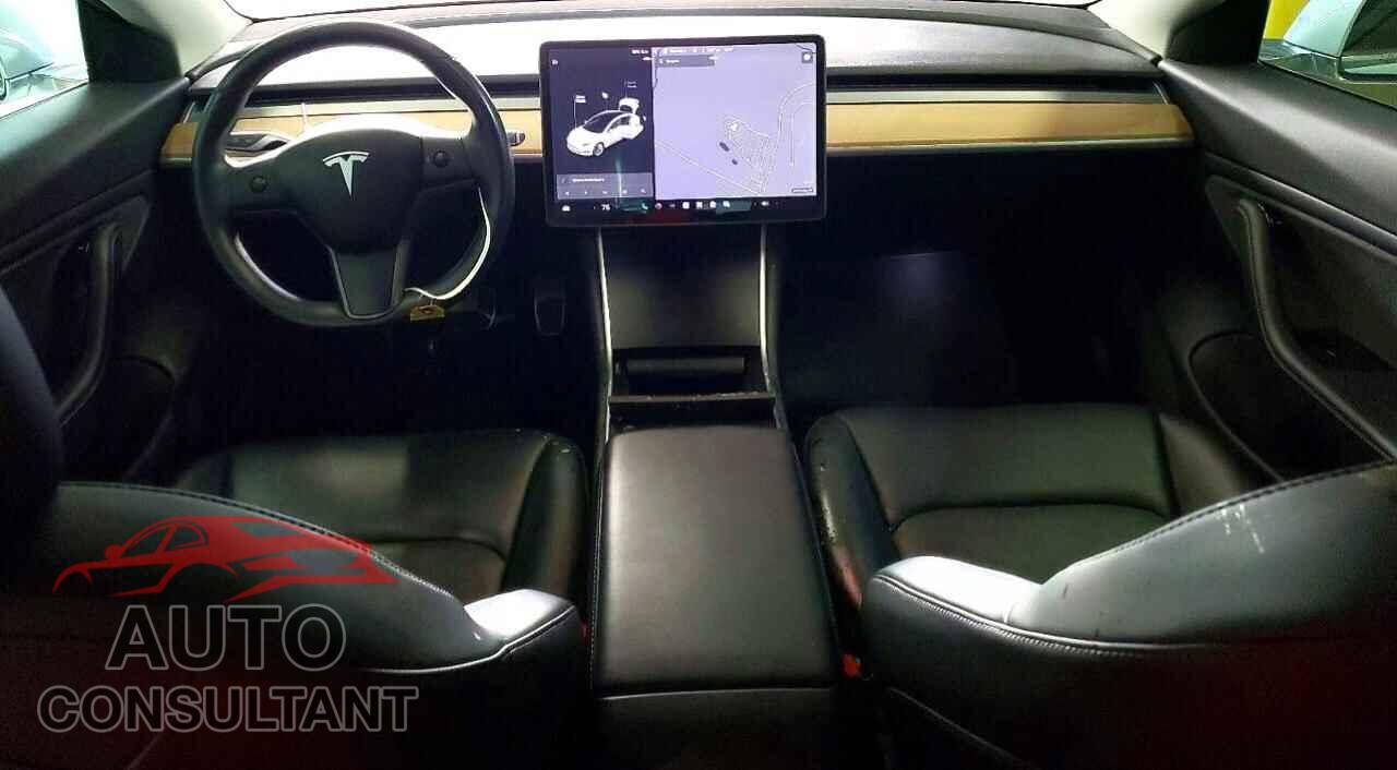 TESLA MODEL 3 2018 - 5YJ3E1EA0JF051247