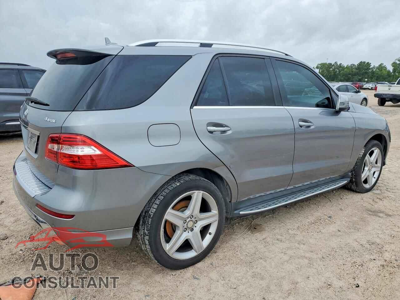 MERCEDES-BENZ M-CLASS 2015 - 4JGDA5GB4FA560301