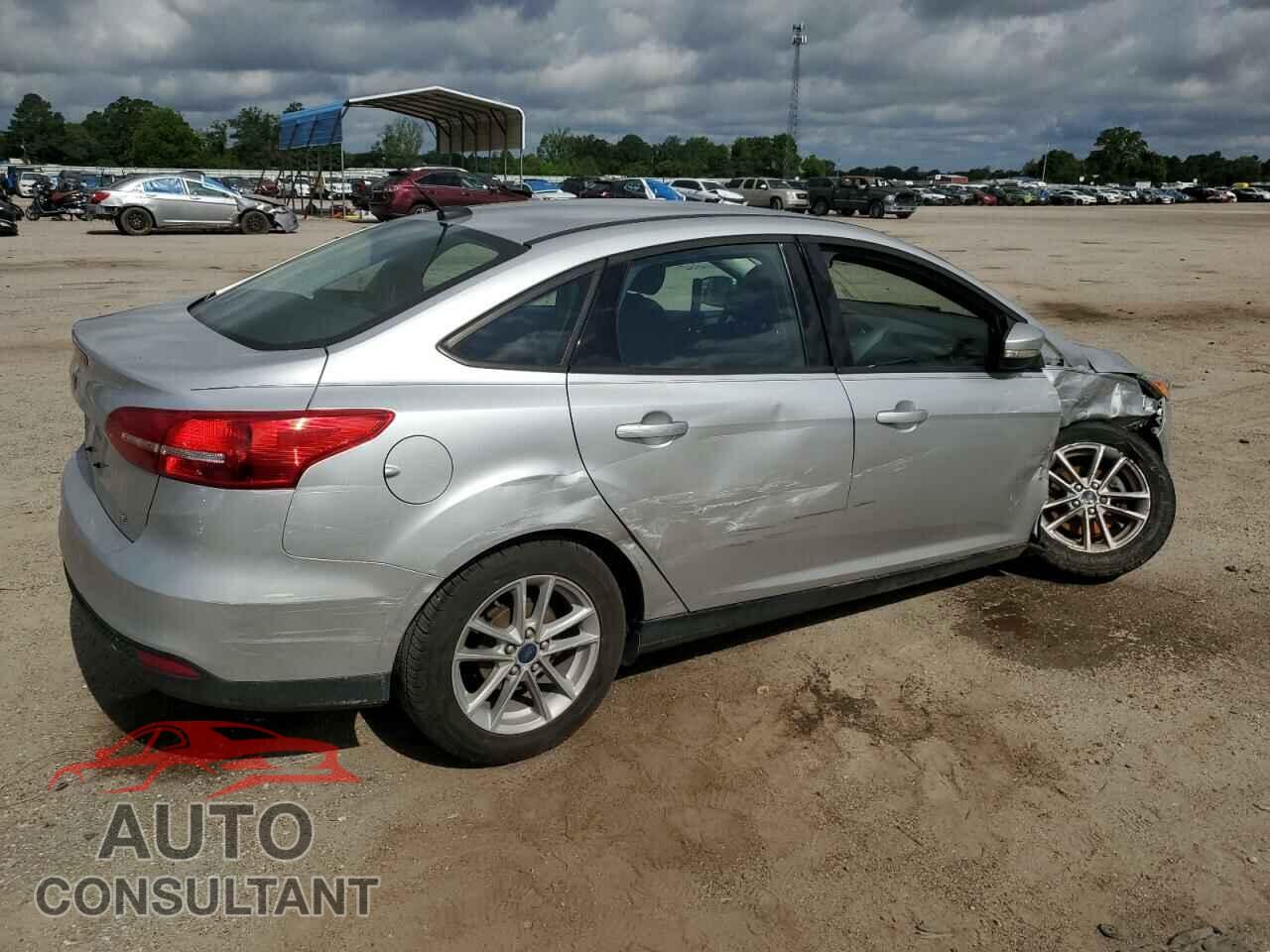FORD FOCUS 2017 - 1FADP3F23HL328312