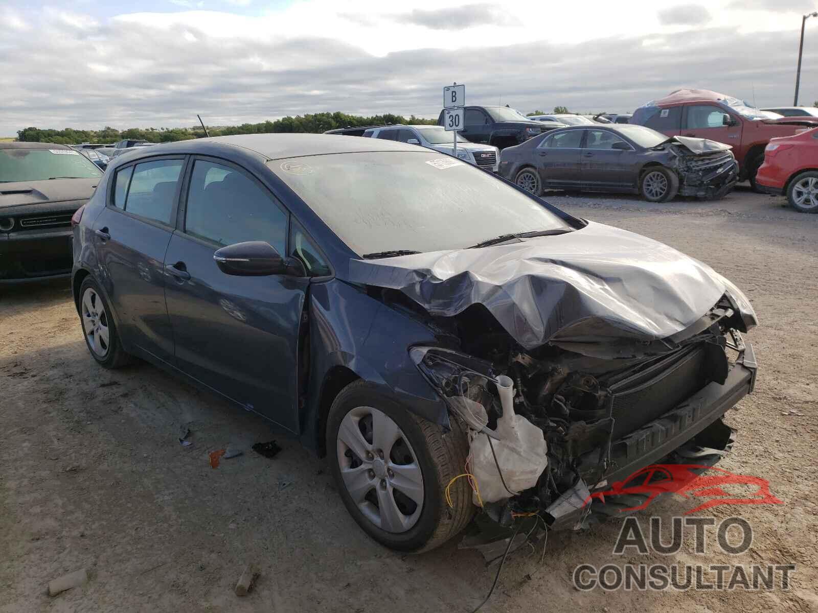 KIA FORTE 2016 - KNAFK5A81G5617679
