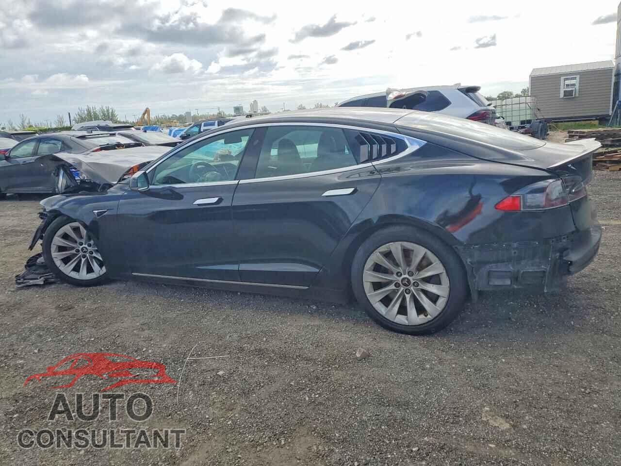 TESLA MODEL 3 2018 - 5YJSA1E23JF248719