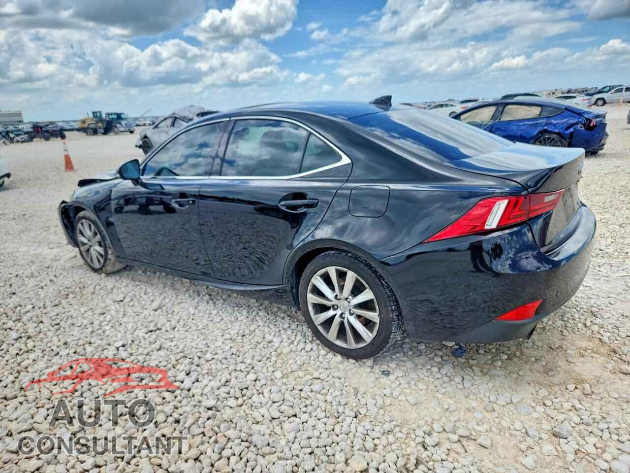 LEXUS IS 2014 - JTHBF1D21E5036135